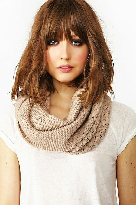  Short Hairstyles with Bangs 